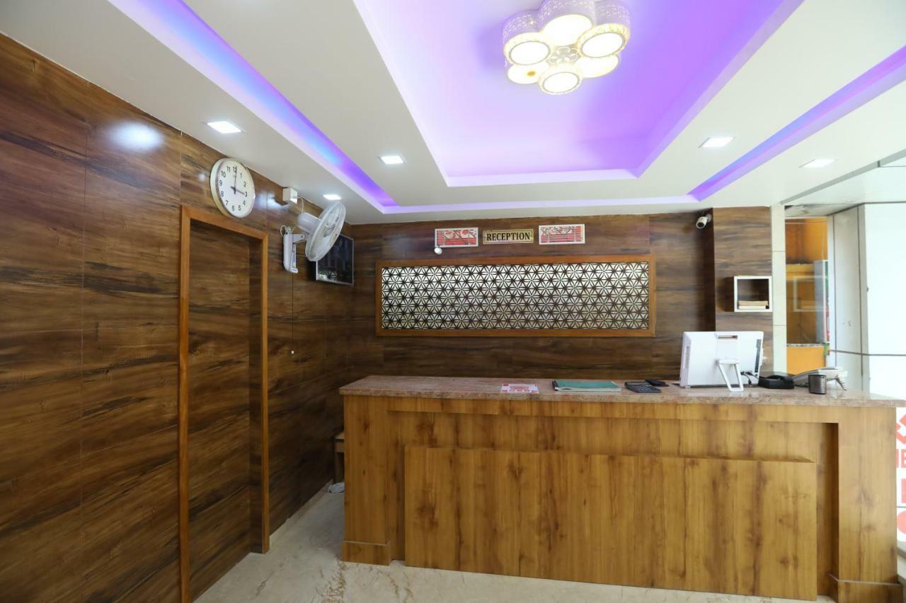 Hotel Embassy 벵갈루루 외부 사진